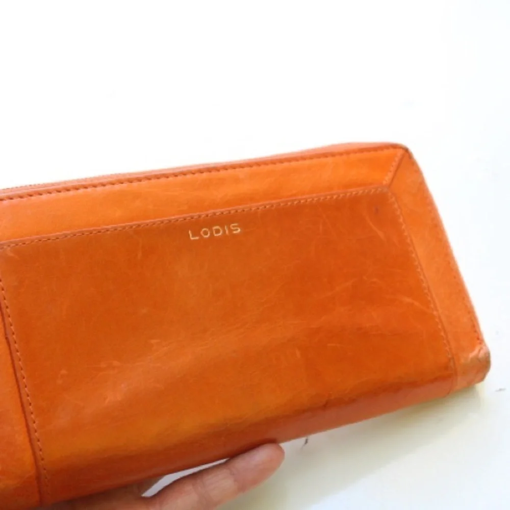 Lodis zip around wallet